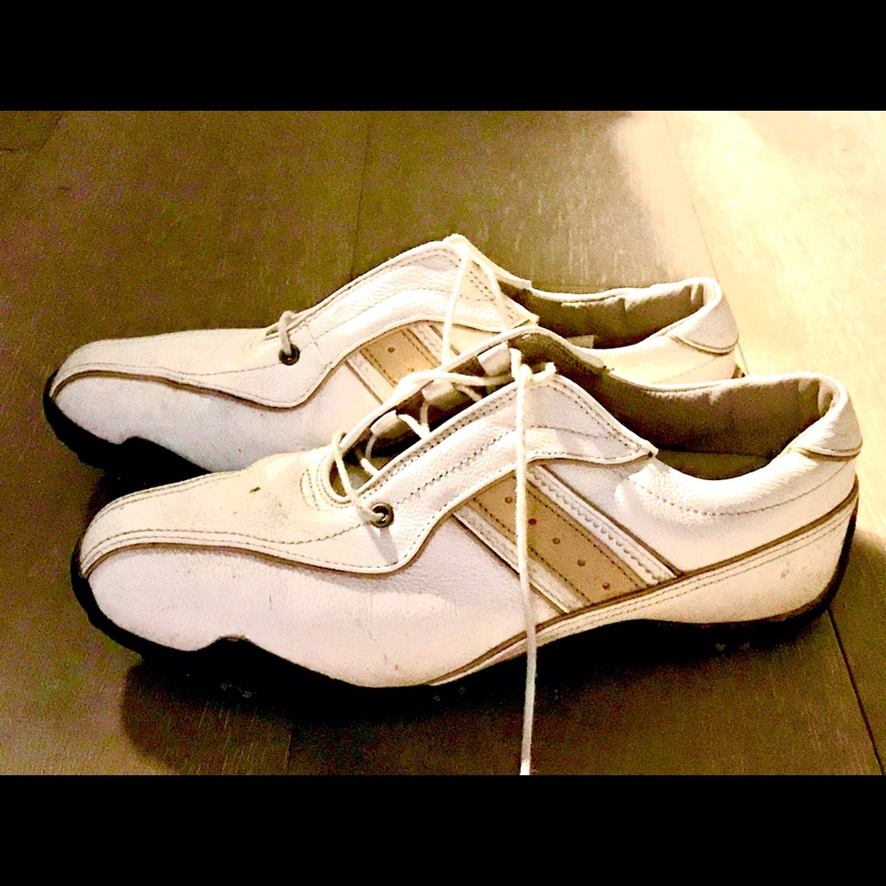 Women’s footjoy Lopro collection golf shoes spikes size 8 style 97153